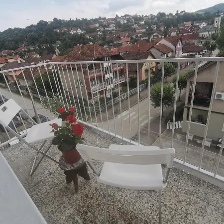 Apartment Faris *